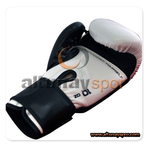 Carbon Muay Thai Eldiveni Beyaz-Siyah